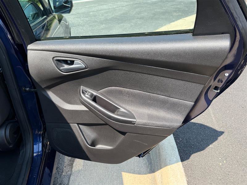 Used 2016 Ford Focus ST image 15