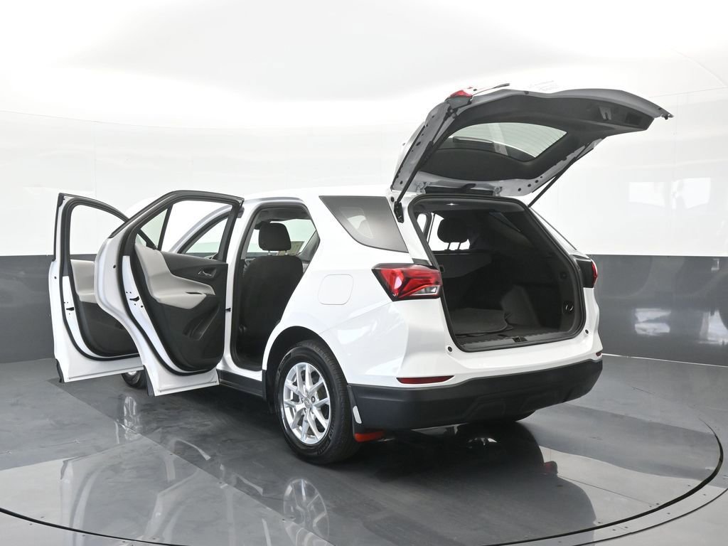 Used 2023 Chevrolet Equinox LS image 74
