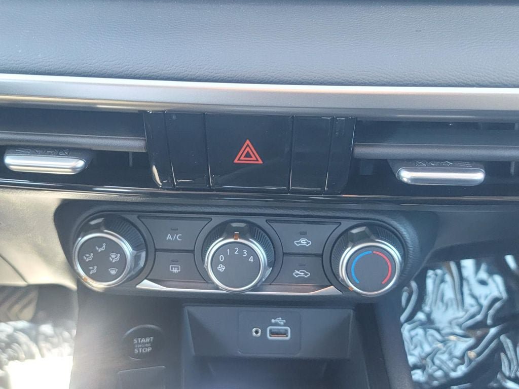 New 2025 Nissan Kicks S w/ Charging Package AWD/4WD image 19