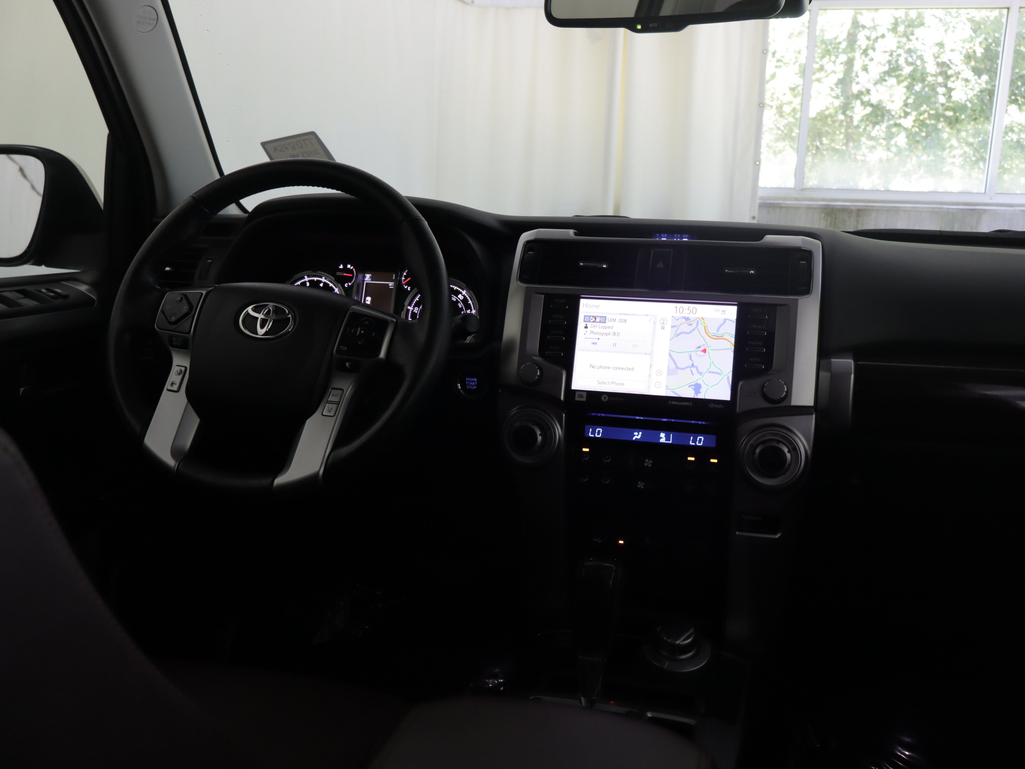Used 2023 Toyota 4Runner Limited AWD/4WD image 2