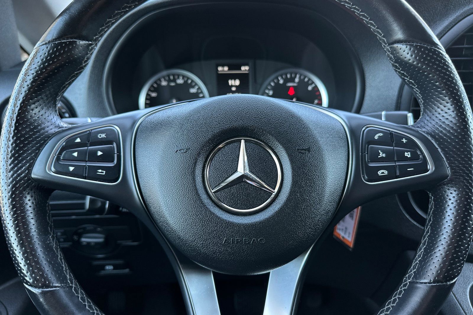 Used 2022 Mercedes-Benz Metris image 21