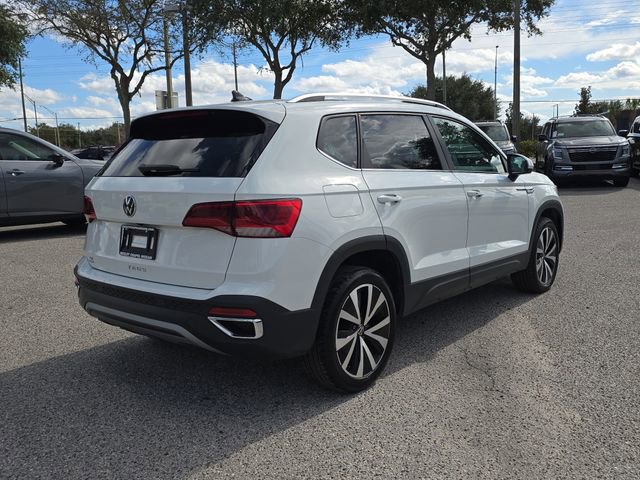 Used 2024 Volkswagen Taos SE image 8
