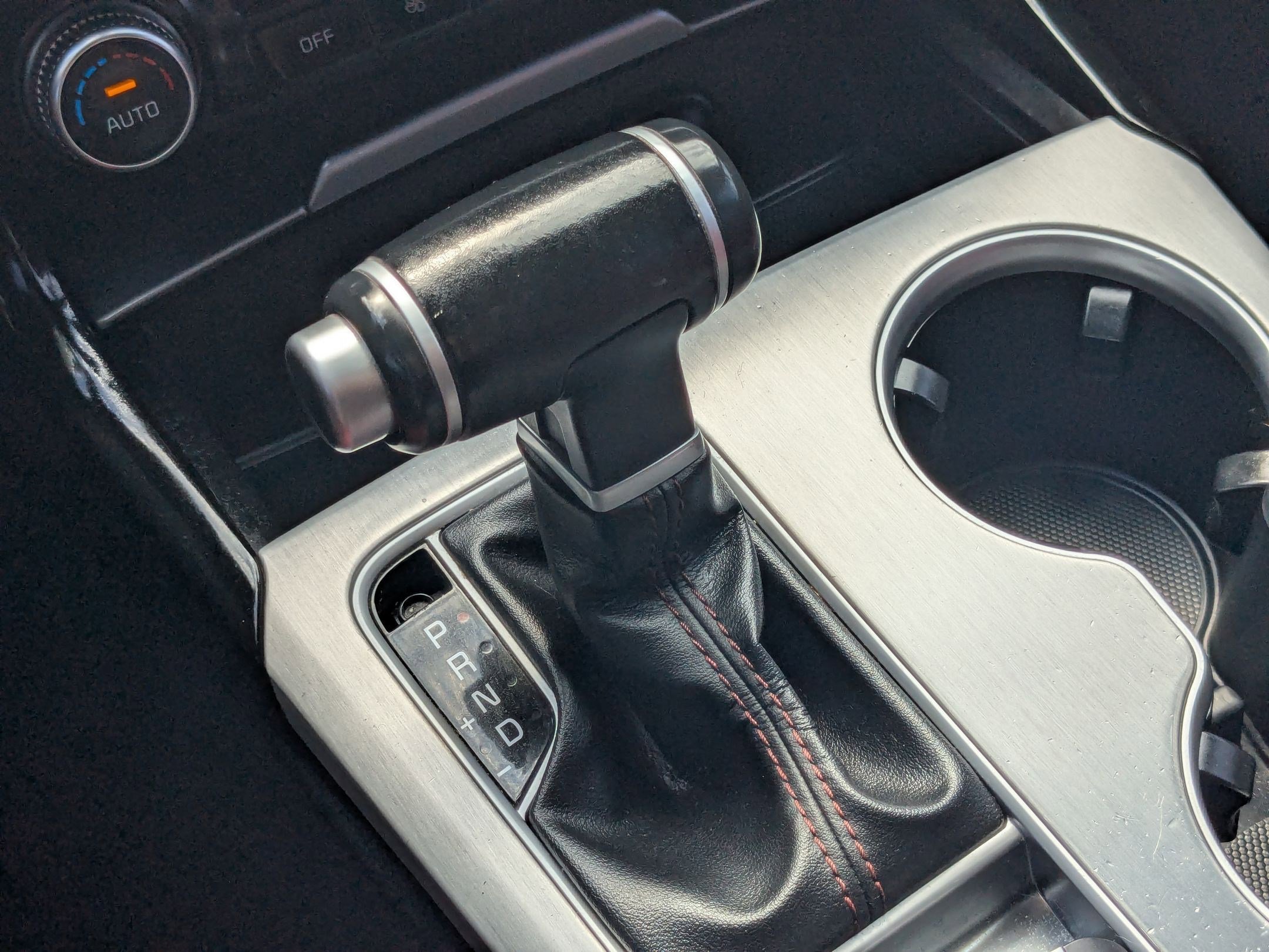 Used 2018 Kia Stinger GT image 25