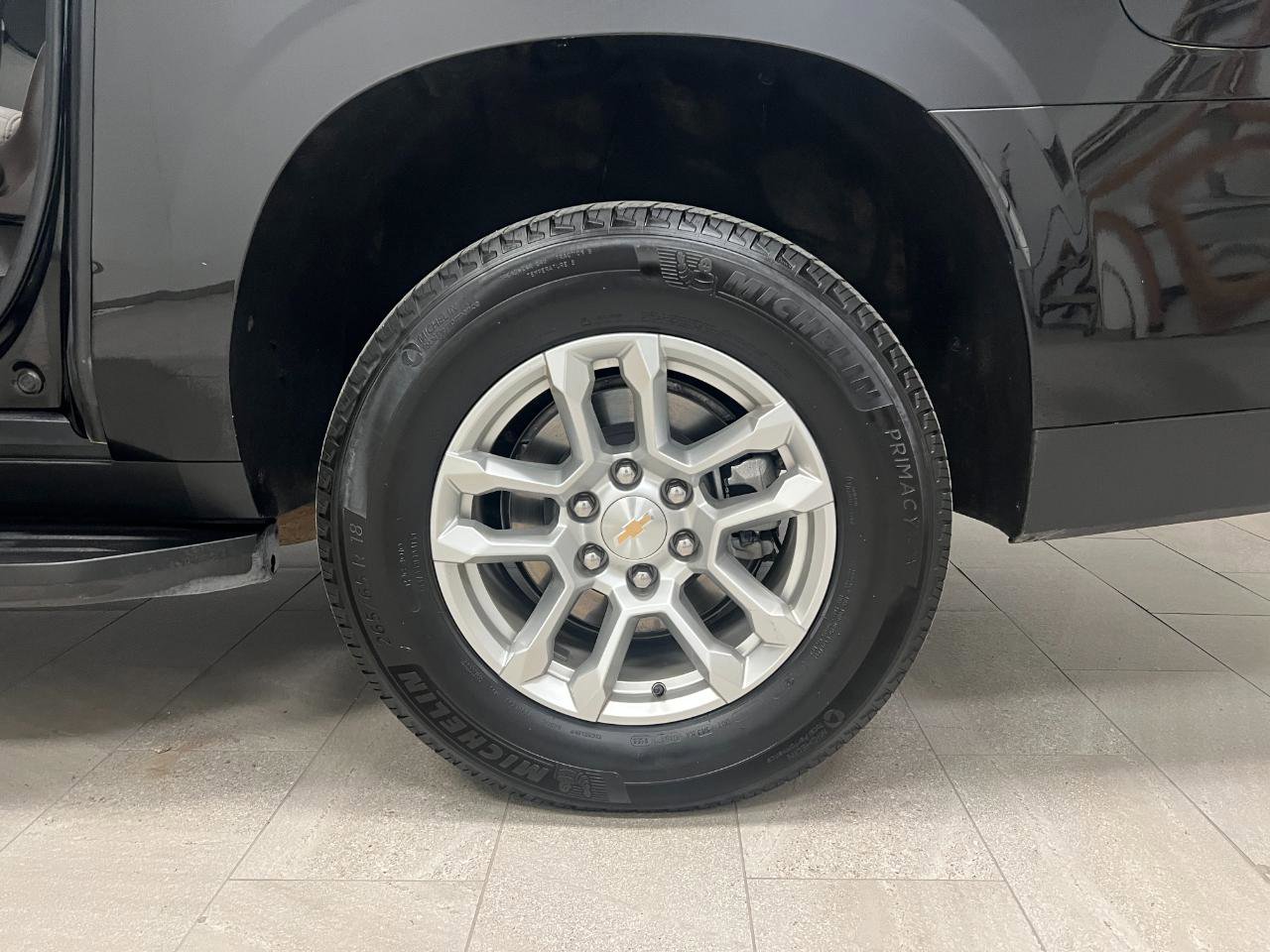 Used 2025 Chevrolet Suburban LT image 75