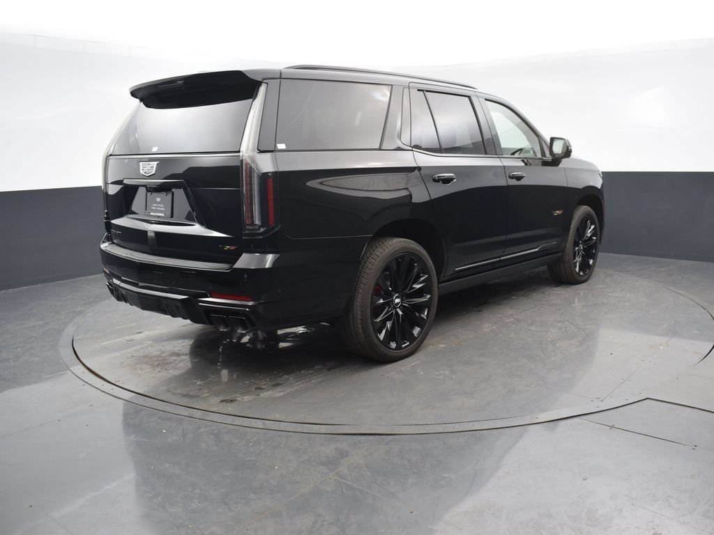 Certified 2025 Cadillac Escalade V w/ LPO, ONYX Package AWD/4WD image 6
