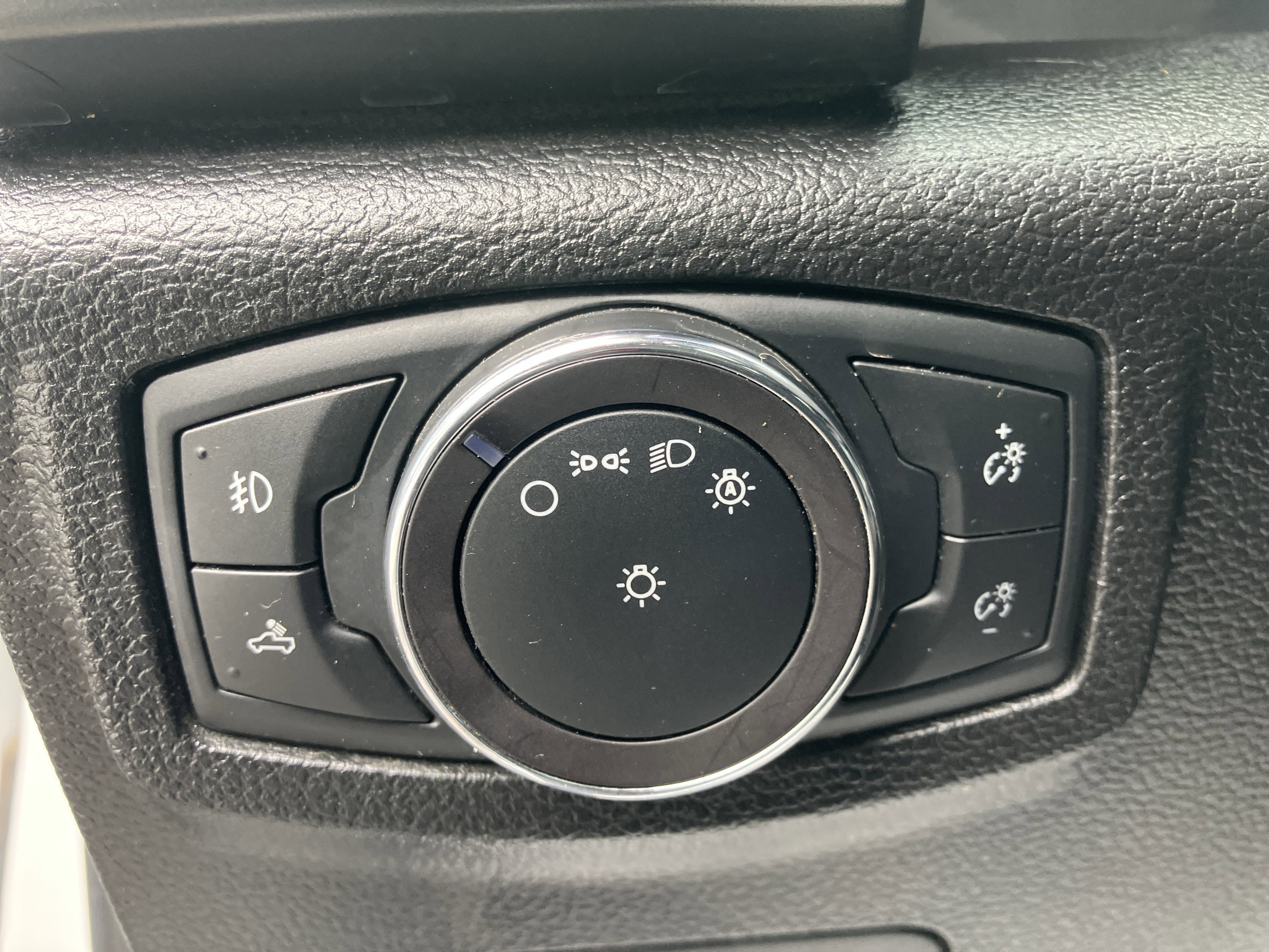 Used 2019 Ford F150 XLT w/ Equipment Group 302A Luxury image 19