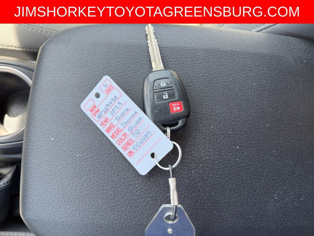Used 2023 Toyota Tacoma SR AWD/4WD image 31