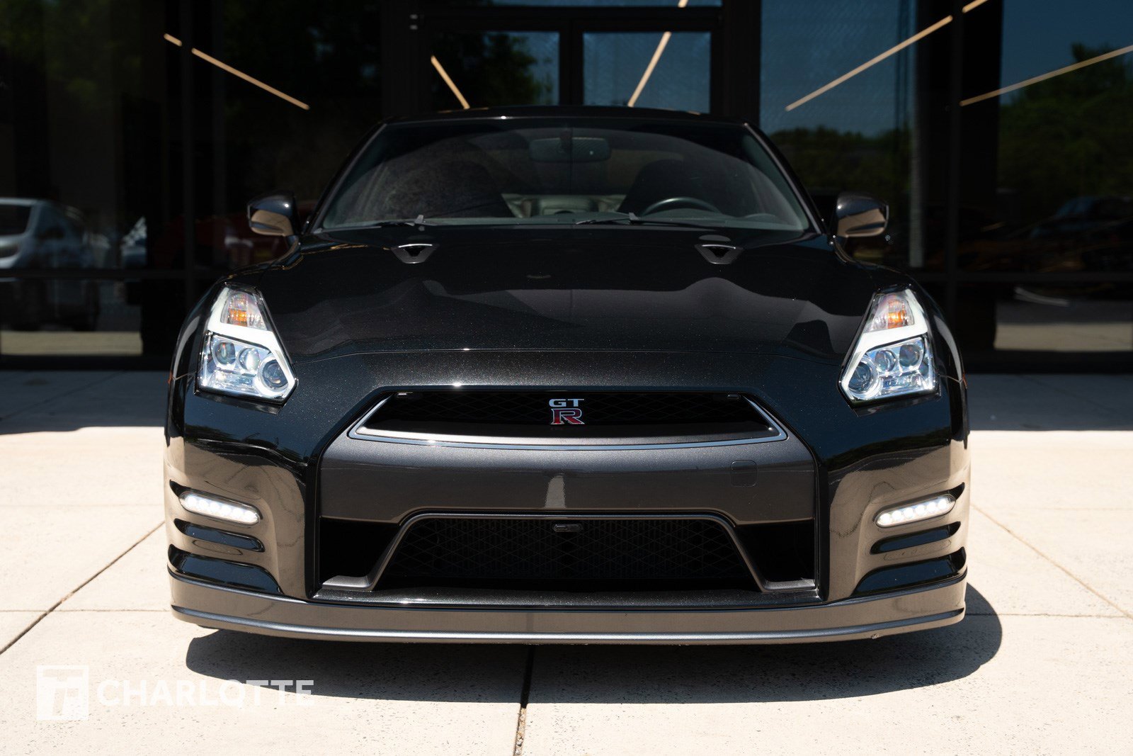Used 2015 Nissan GT-R Premium AWD/4WD image 4