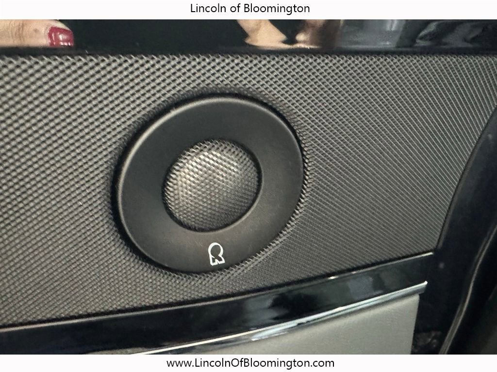 Certified 2023 Lincoln Nautilus Reserve w/ Luxury Package image 37