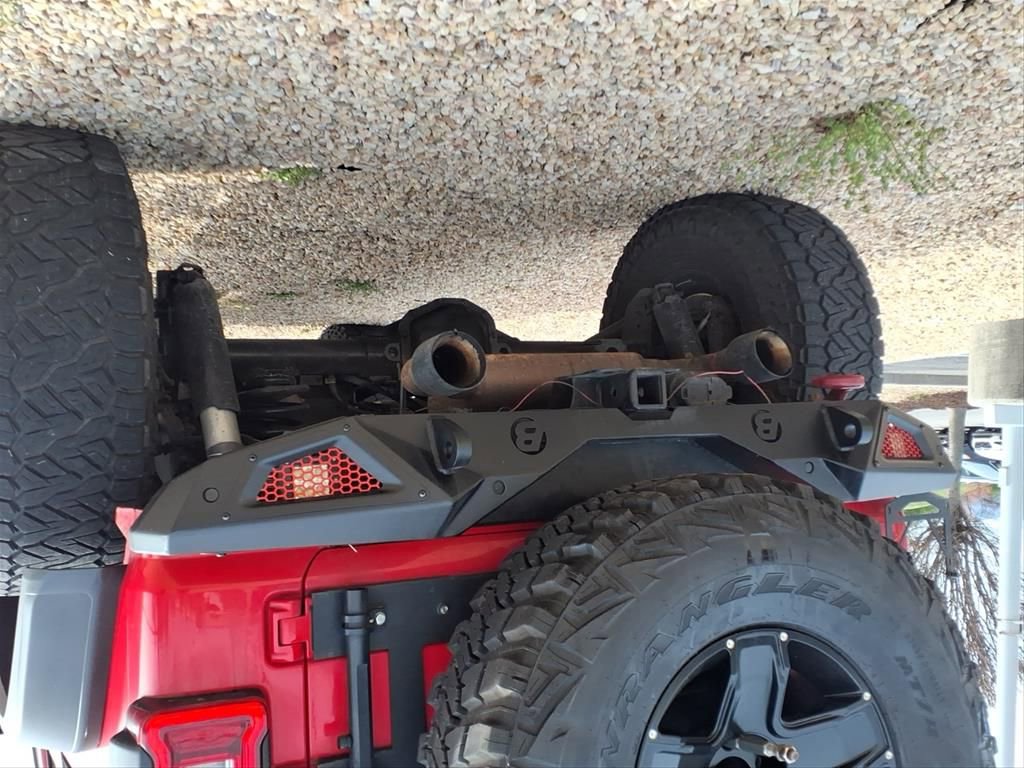 Used 2018 Jeep Wrangler Unlimited Rubicon w/ LED Lighting Group image 15