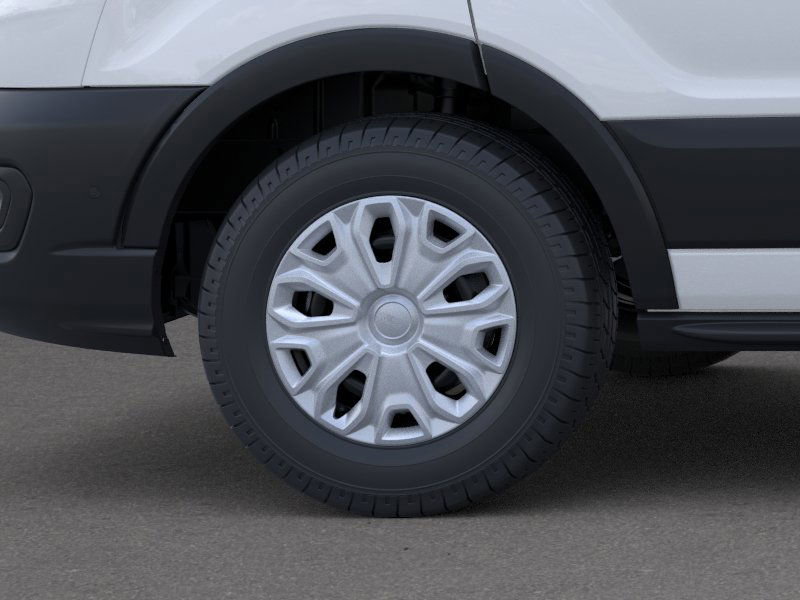New 2026 Ford E-Transit 148 High Roof Extended image 19