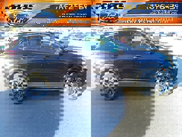 Used 2022 Buick Encore GX Essence image 2