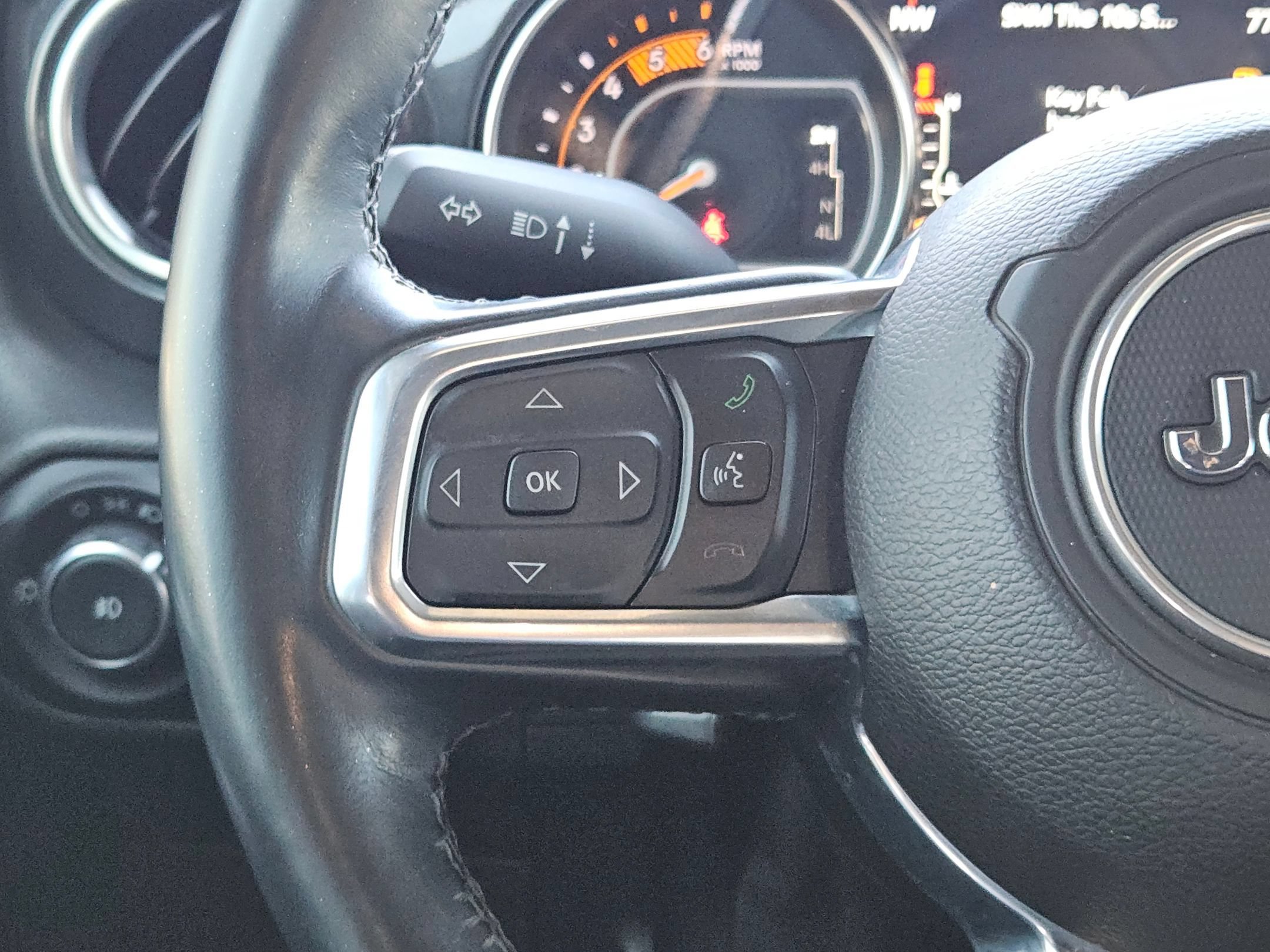 Used 2021 Jeep Wrangler Unlimited Sahara AWD/4WD image 21