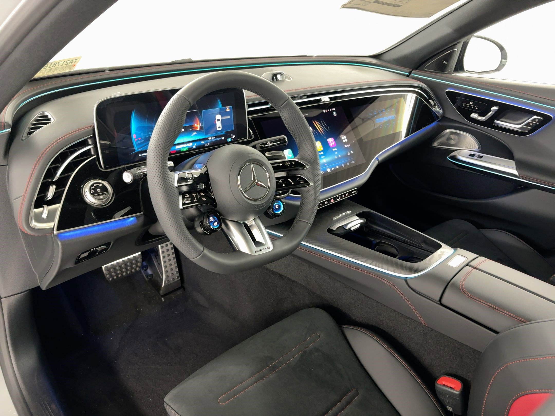 New 2026 Mercedes-Benz E 53 AMG e 4MATIC Sedan image 4
