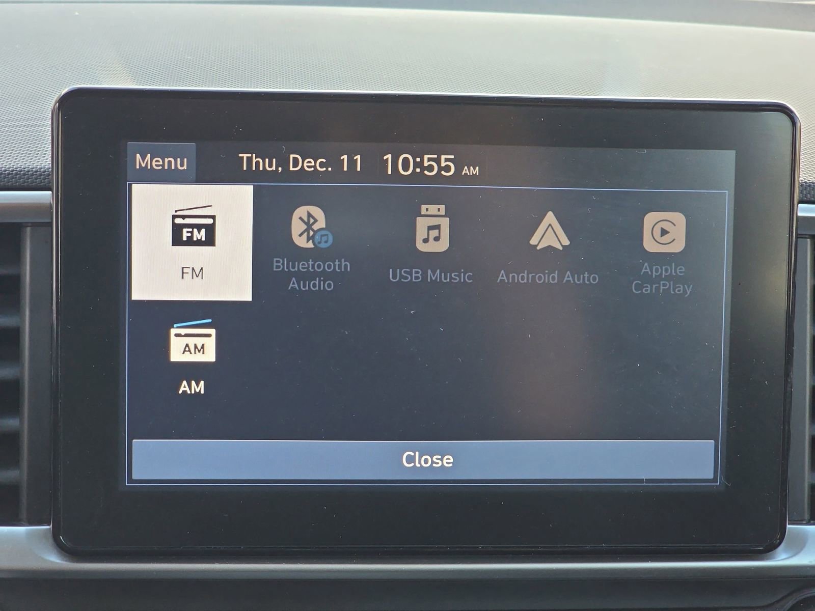 Used 2024 Hyundai Venue SE image 27