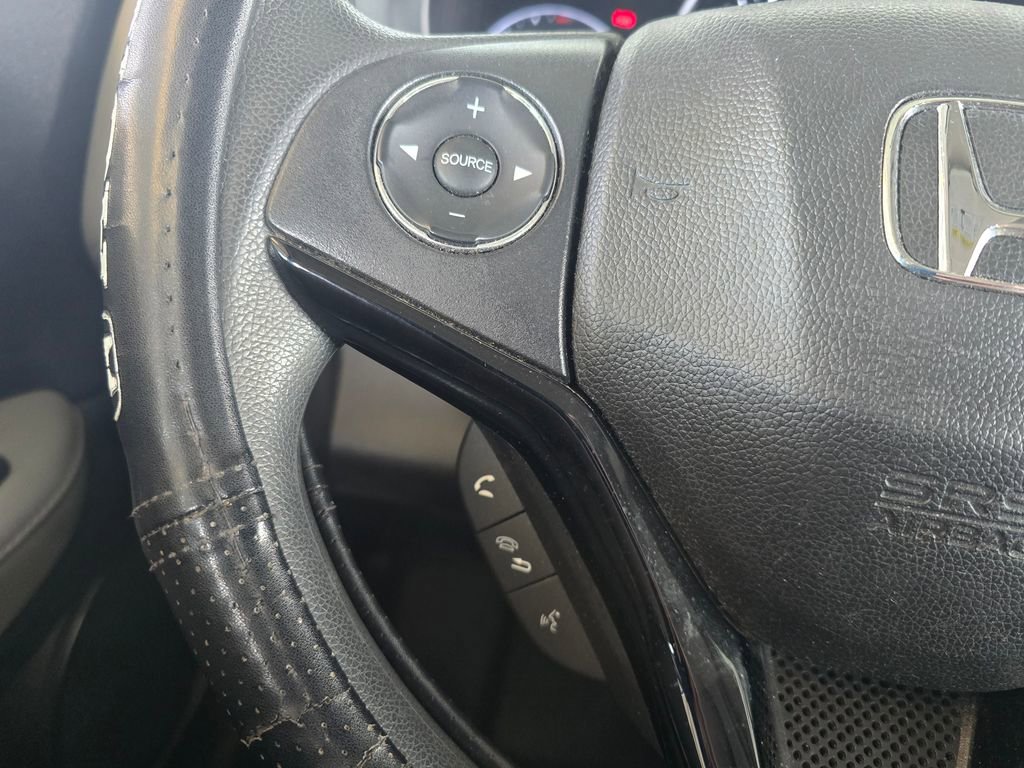 Used 2020 Honda HR-V LX image 16