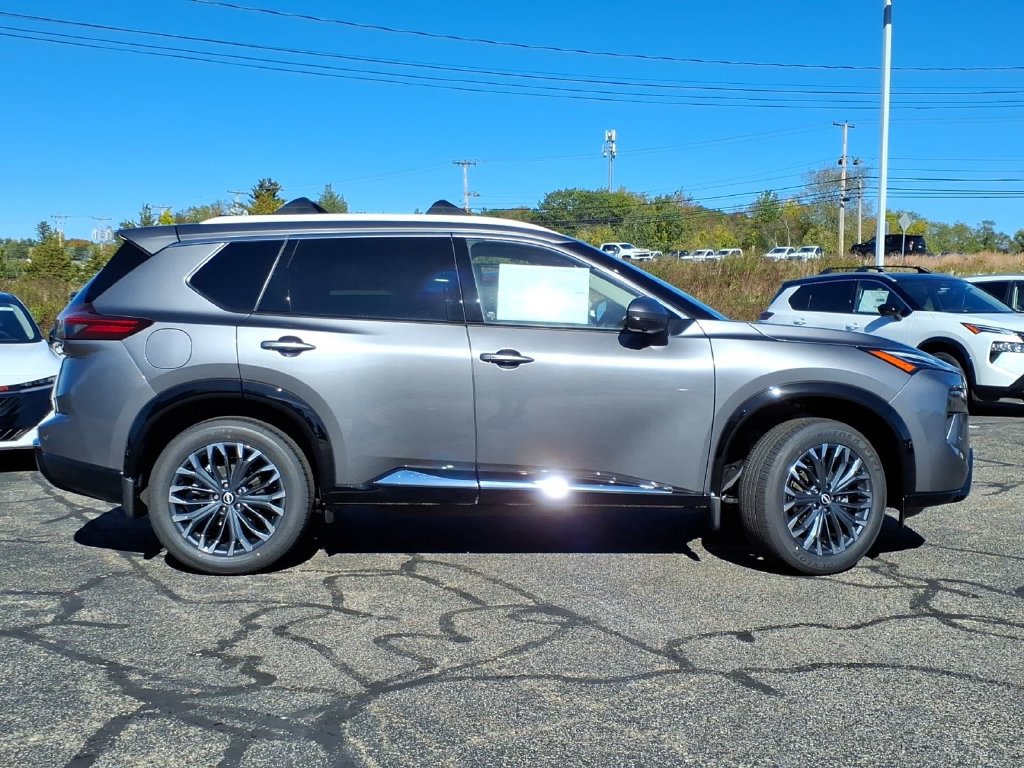 New 2026 Nissan Rogue Platinum AWD/4WD image 3