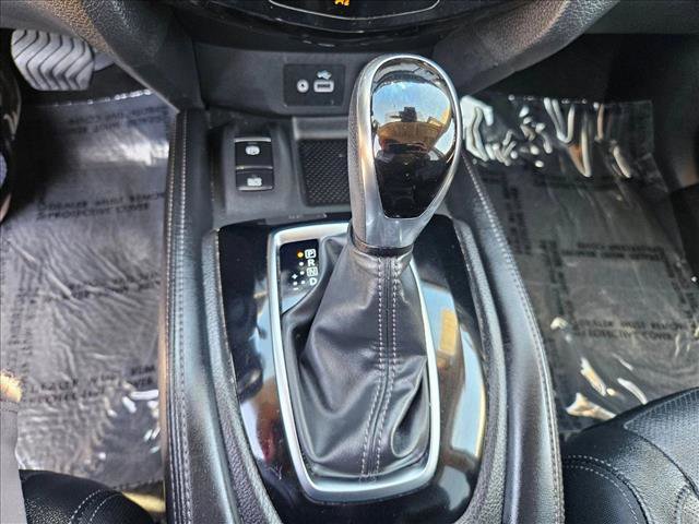 Used 2019 Nissan Rogue SL w/ Premium Package FWD image 12