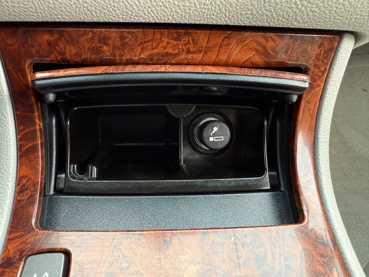 Used 2006 Cadillac DTS image 59