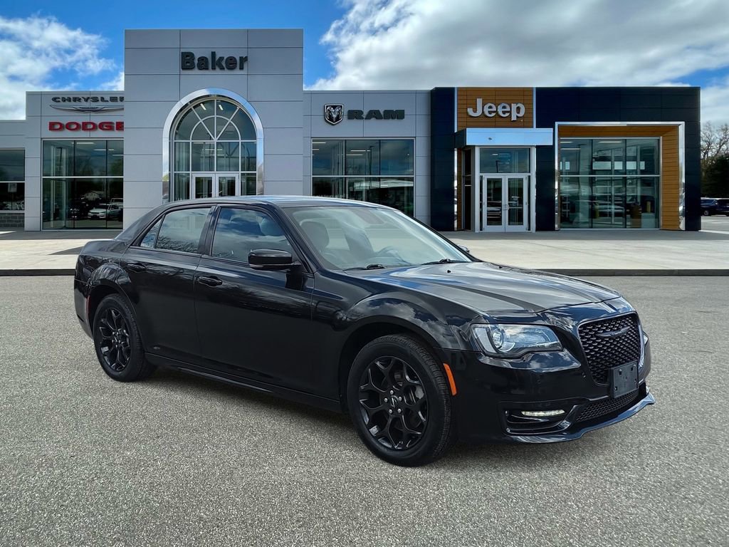 Used 2023 Chrysler 300 Touring L w/ Comfort Group AWD/4WD image 1