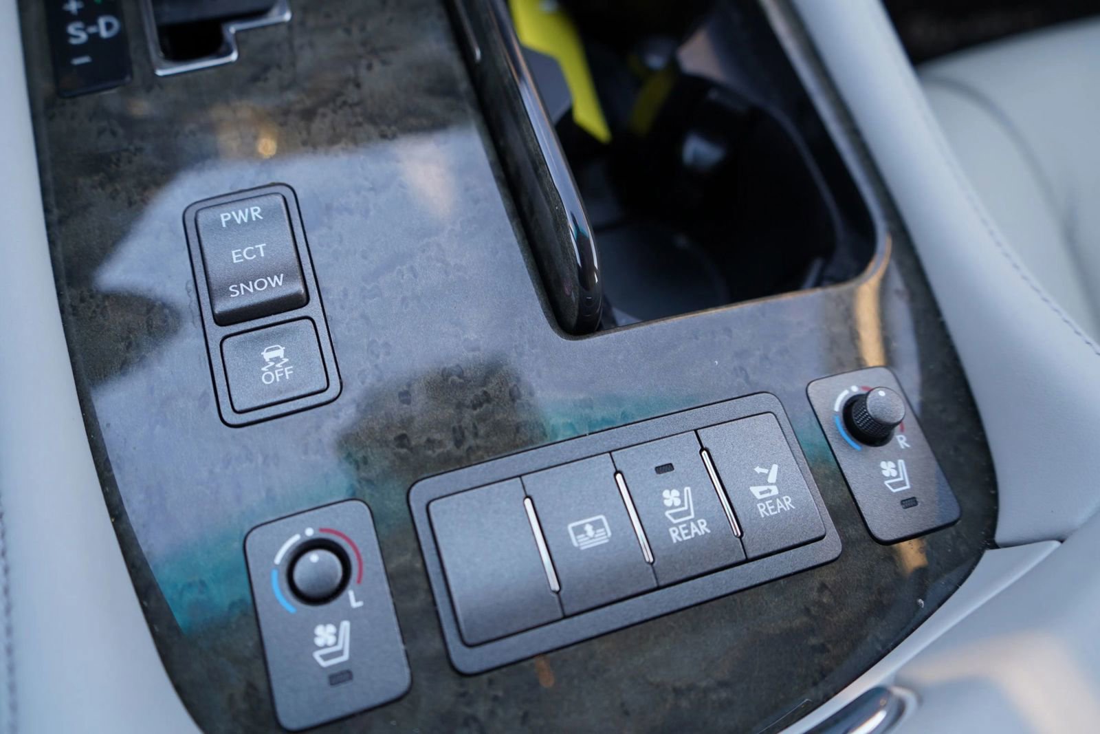 Used 2012 Lexus LS 460 image 13