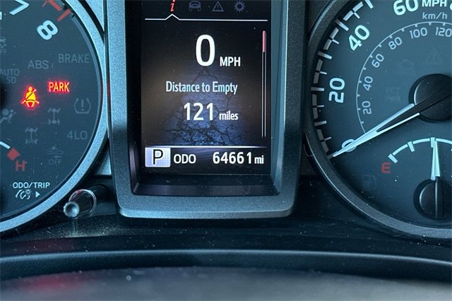 Used 2022 Toyota Tacoma TRD Off-Road image 26
