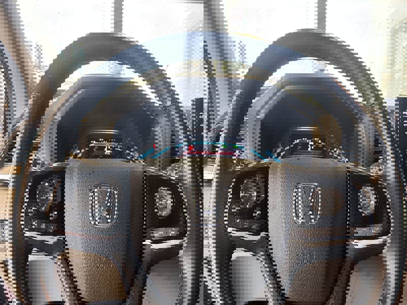 Used 2018 Honda Odyssey EX-L image 17