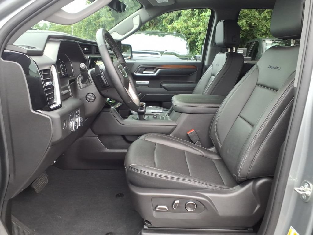 Certified 2025 GMC Sierra 1500 Denali w/ Denali Reserve Package AWD/4WD image 12