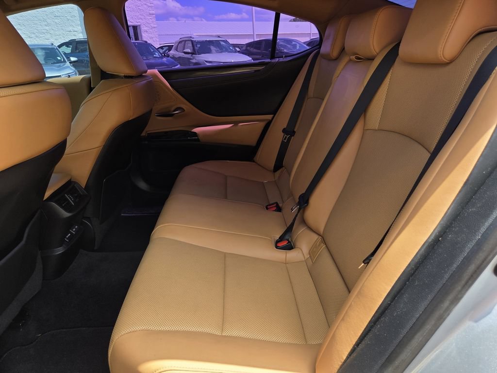 Used 2022 Lexus ES 350 w/ Accessory Package 2 FWD image 20