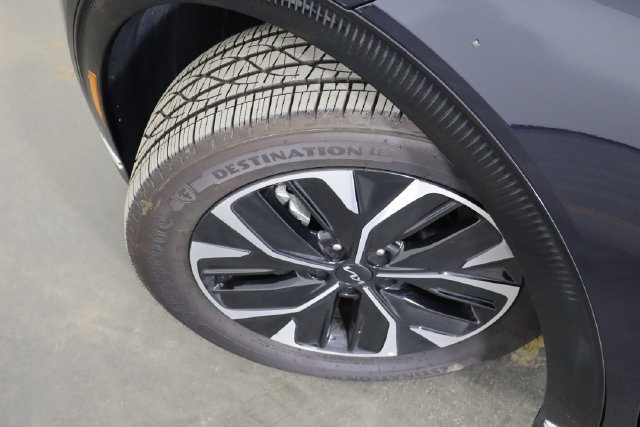 Used 2023 Kia EV6 Wind RWD image 40