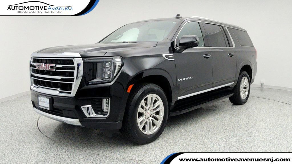 Used 2022 GMC Yukon XL SLT w/ SLT Premium Package image 1