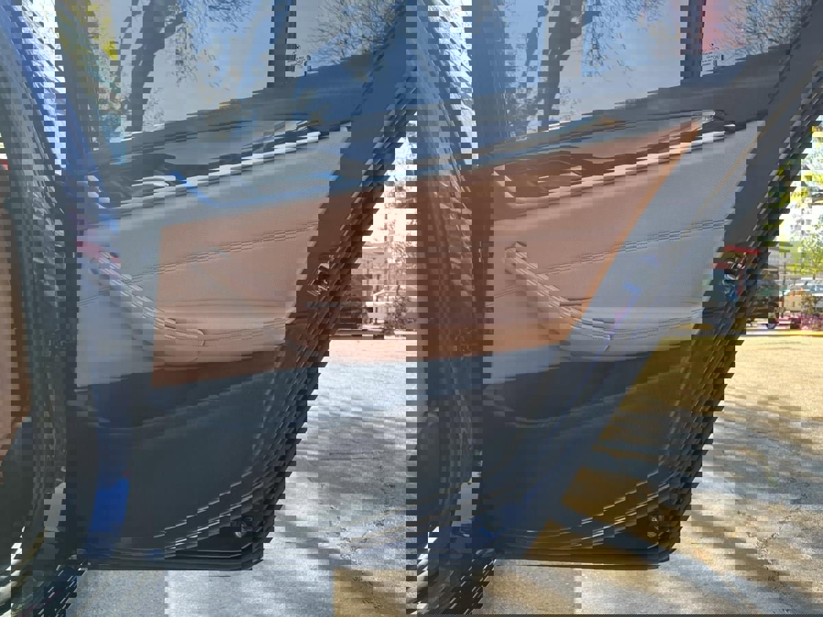 Used 2019 BMW 530i xDrive w/ Premium Package AWD/4WD image 31