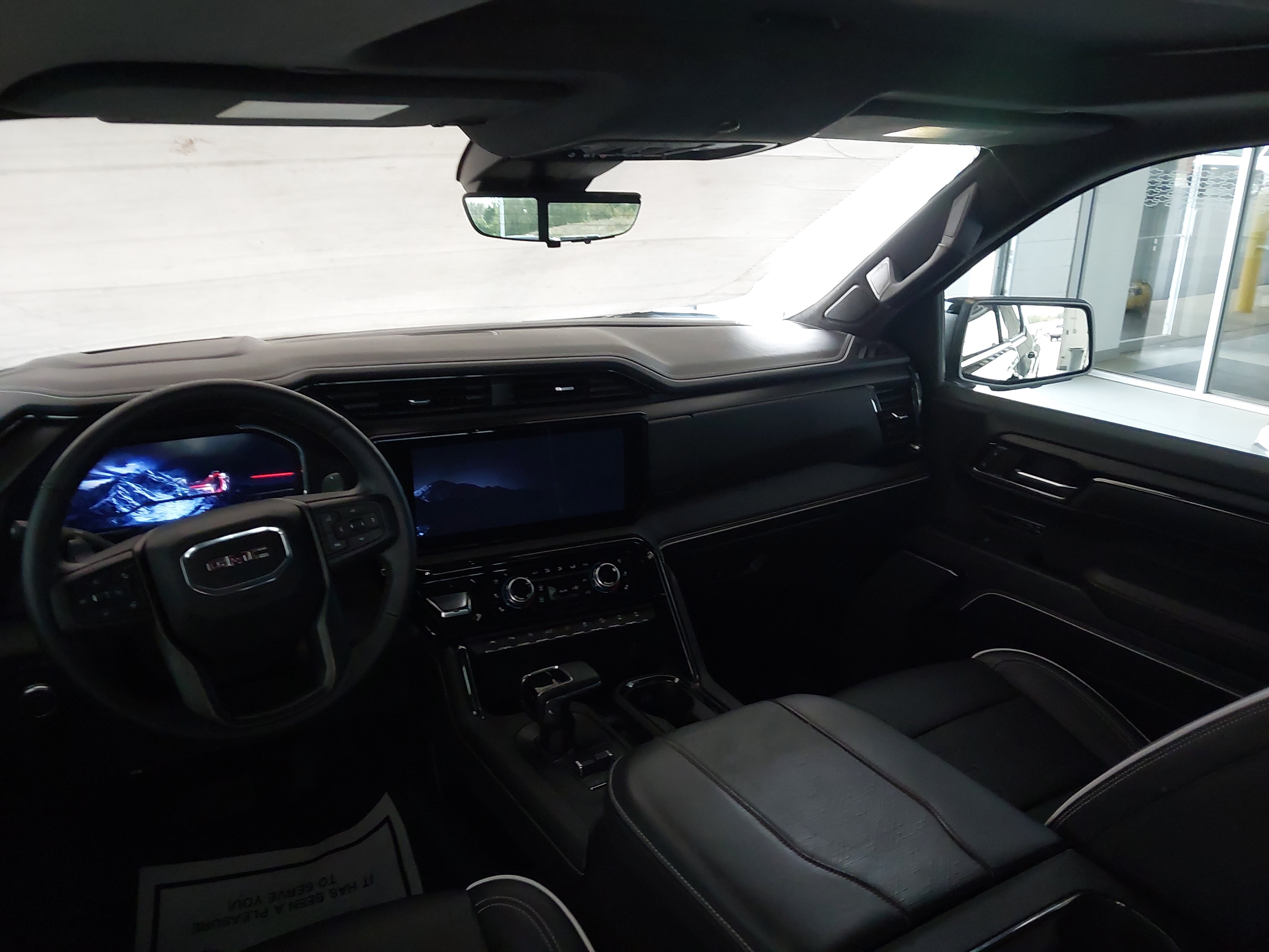 Used 2024 GMC Sierra 1500 AT4X AWD/4WD image 5