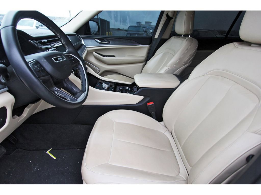 Used 2021 Jeep Grand Cherokee L Limited image 6