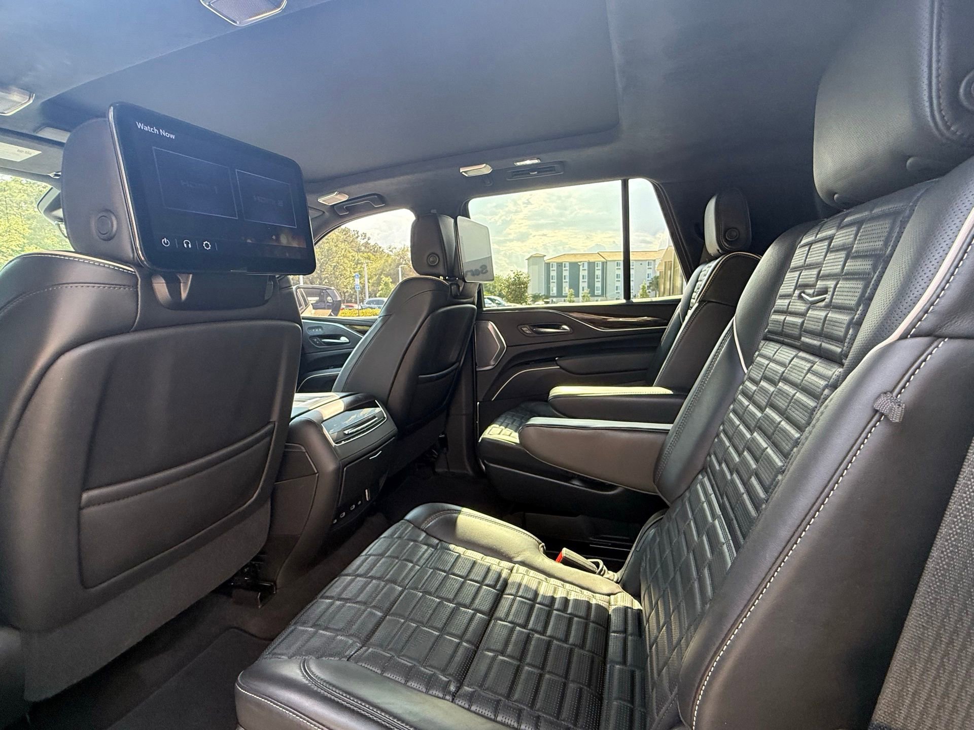 Used 2023 Cadillac Escalade Sport Platinum RWD image 30