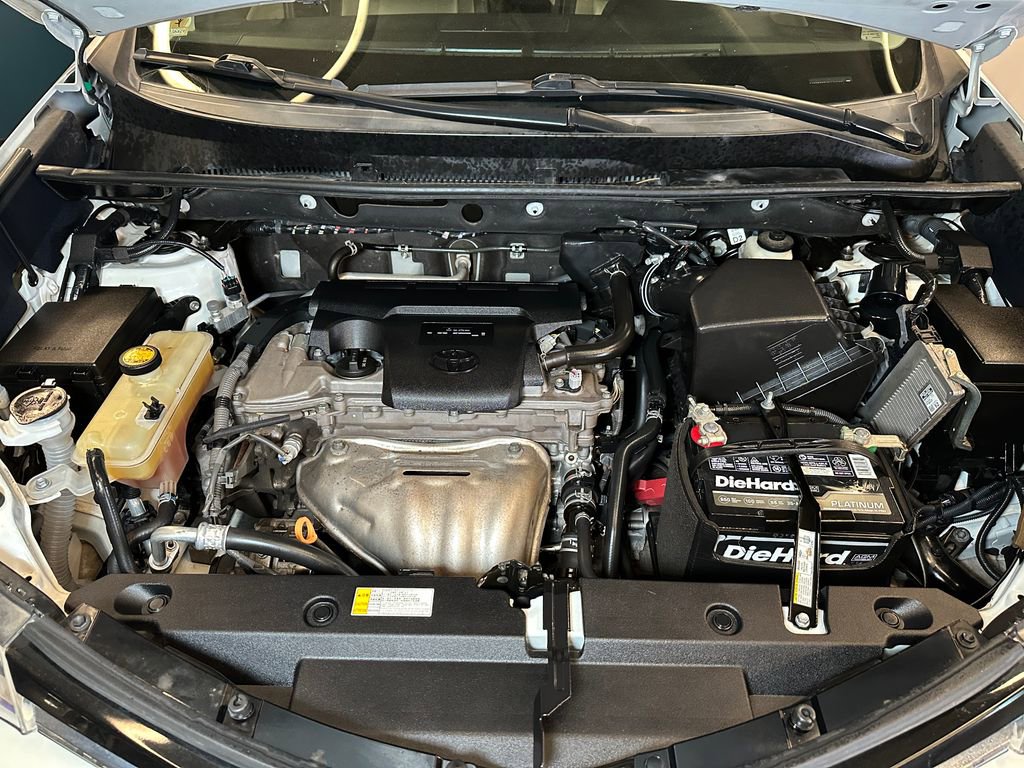 Used 2017 Toyota RAV4 Platinum image 25