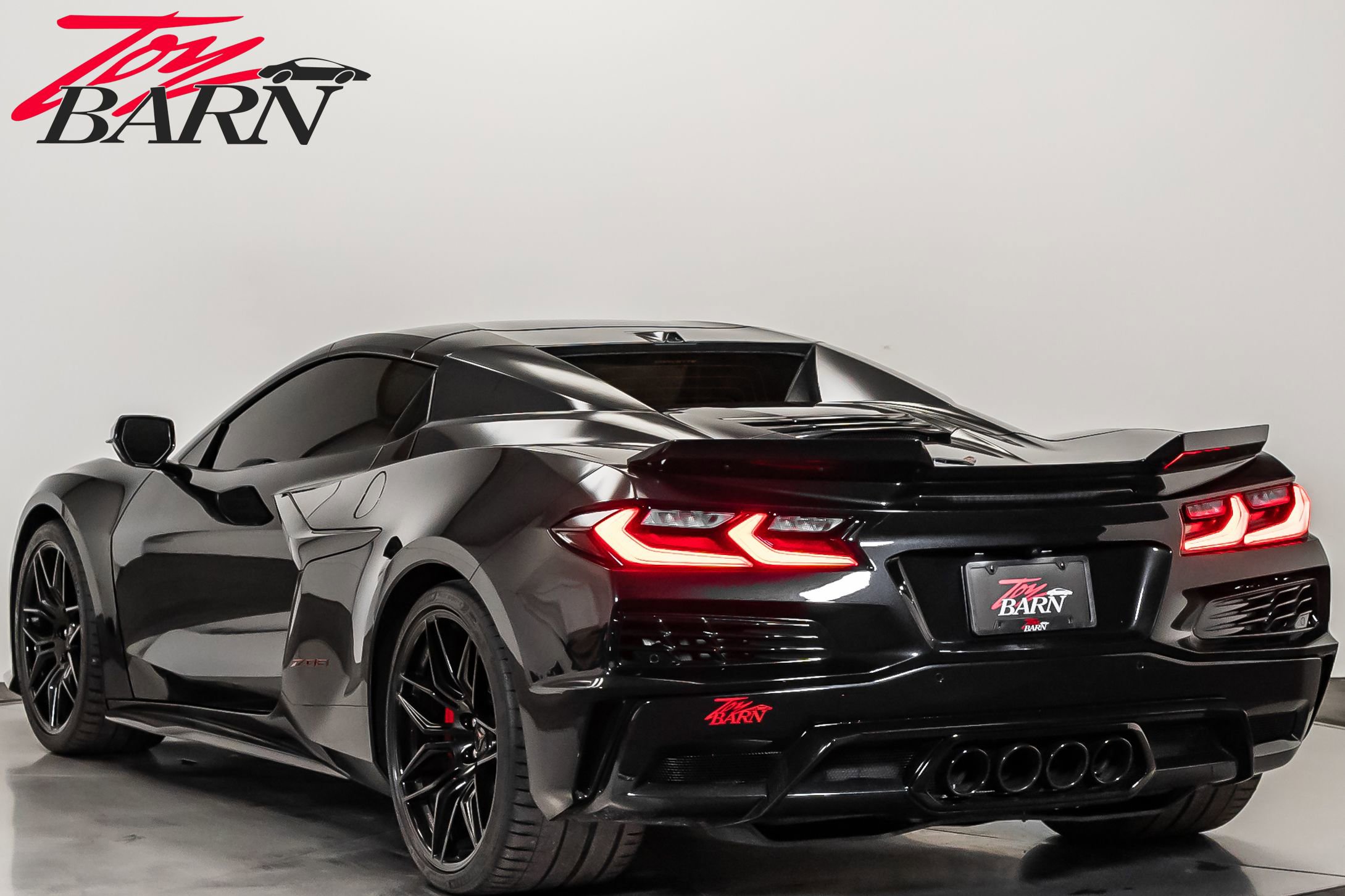 Used 2024 Chevrolet Corvette Z06 w/ Stealth Interior Trim Package image 3