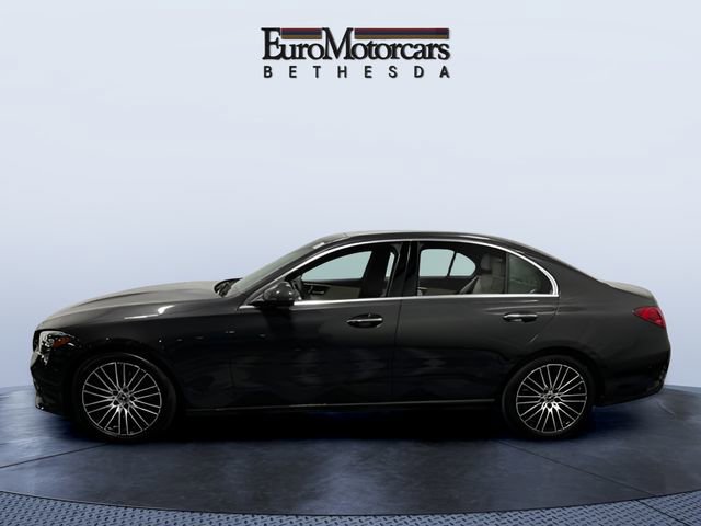Used 2025 Mercedes-Benz C 300 4MATIC Sedan image 2