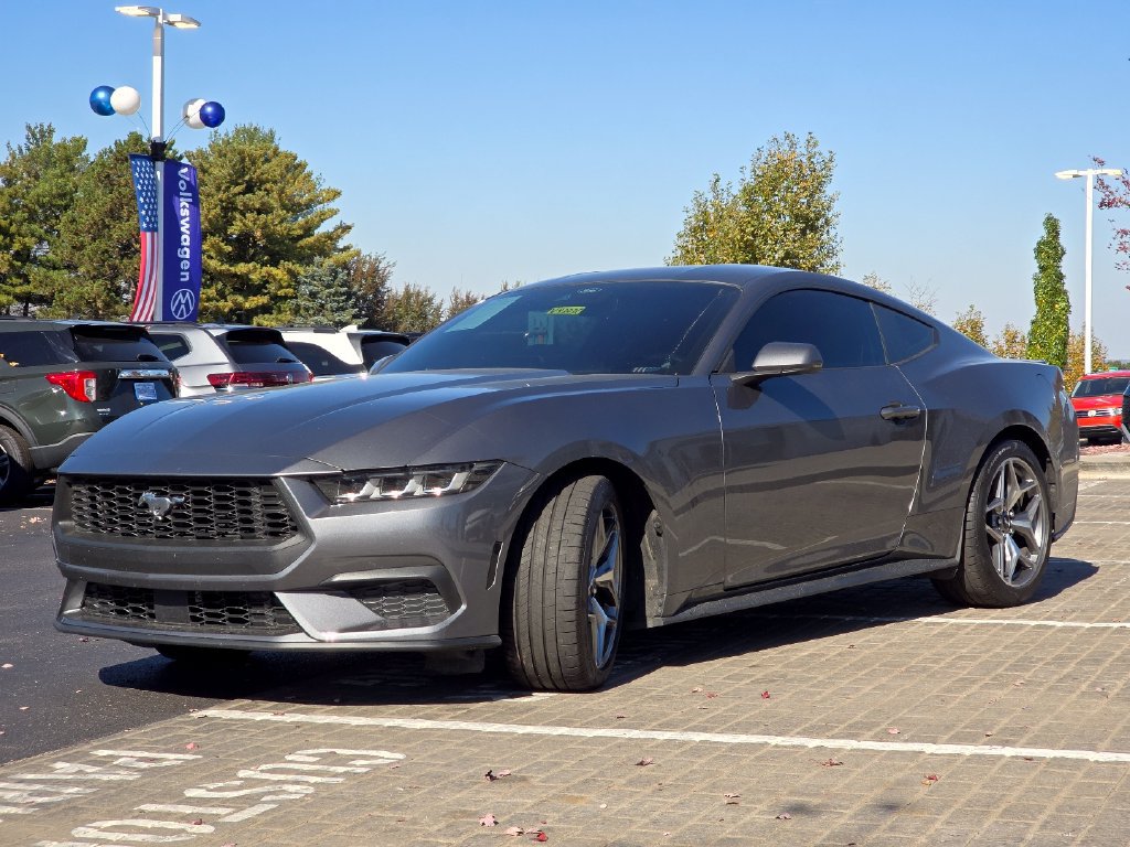 Used 2024 Ford Mustang Premium RWD image 17