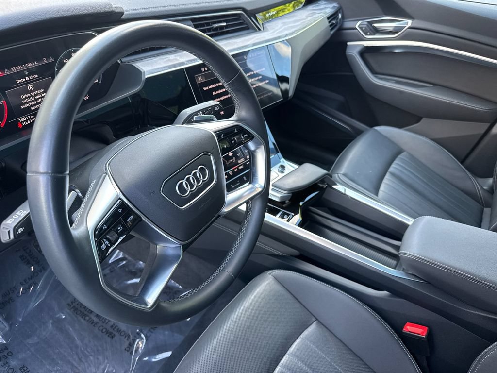 Used 2024 Audi Q8 e-tron Premium Plus w/ Premium Plus Package AWD/4WD image 13