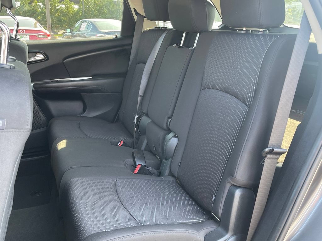 Used 2017 Dodge Journey SE FWD image 16