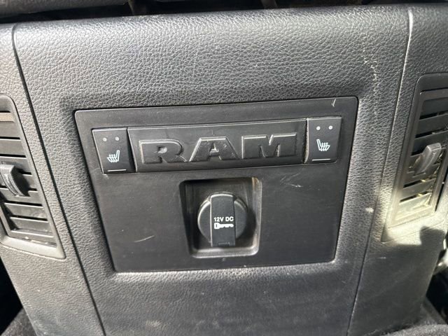 Used 2014 RAM 1500 Laramie w/ Convenience Group image 17