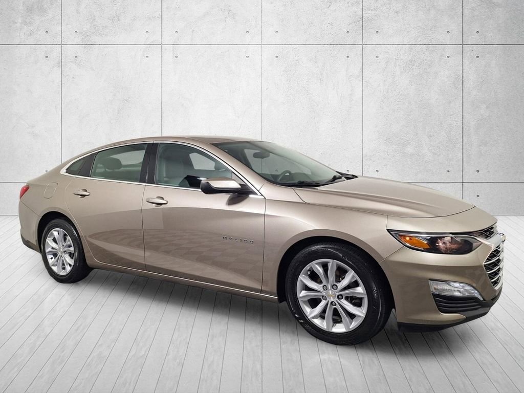 Used 2024 Chevrolet Malibu LT FWD image 3