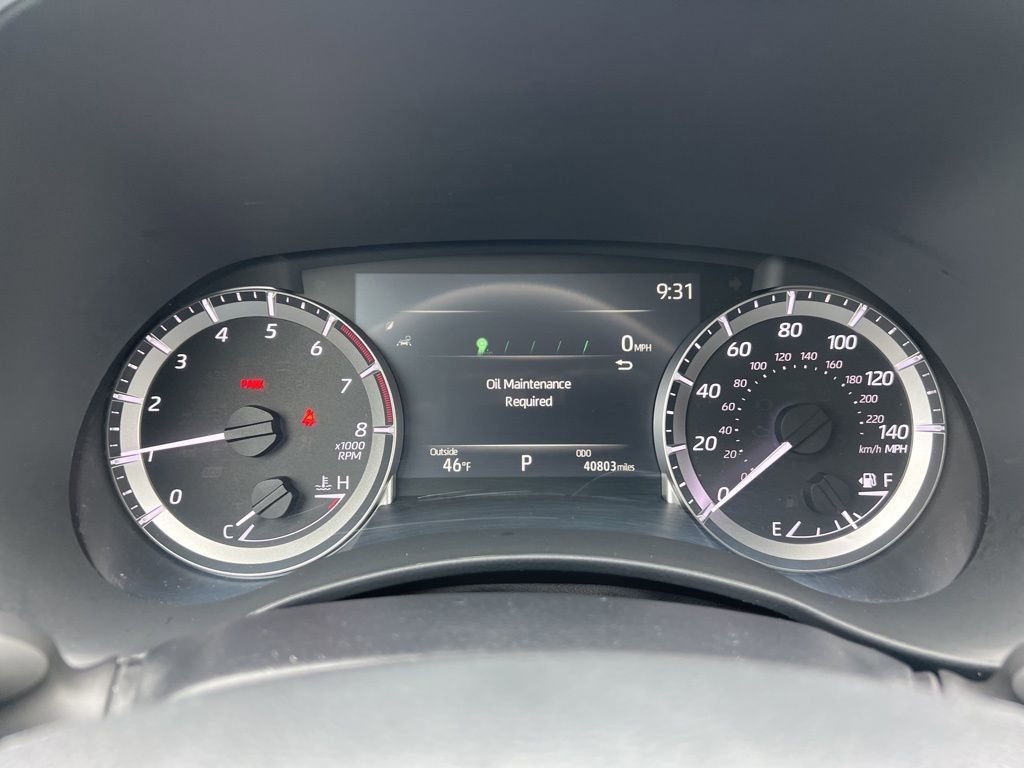 Used 2023 Toyota Highlander XLE image 11