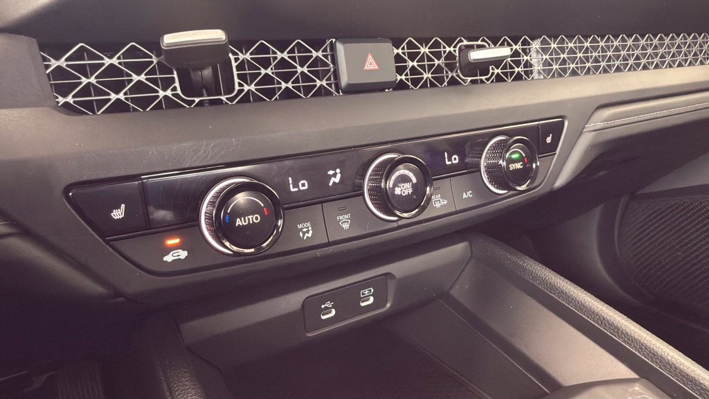 Certified 2023 Honda Accord EX image 29