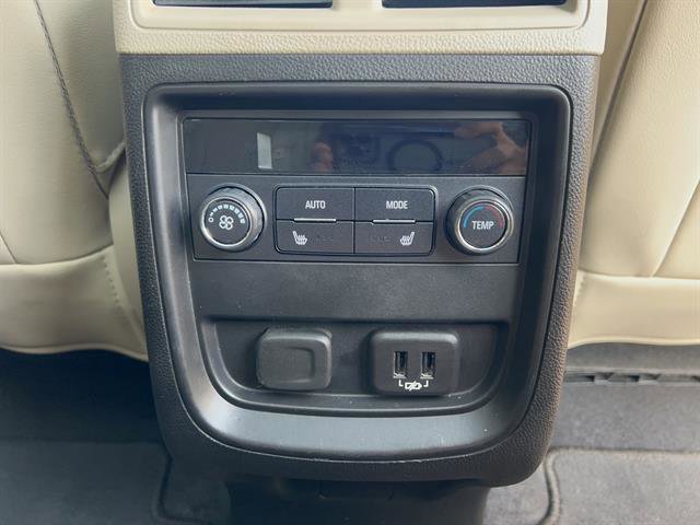 Used 2019 Buick Envision Essence image 23