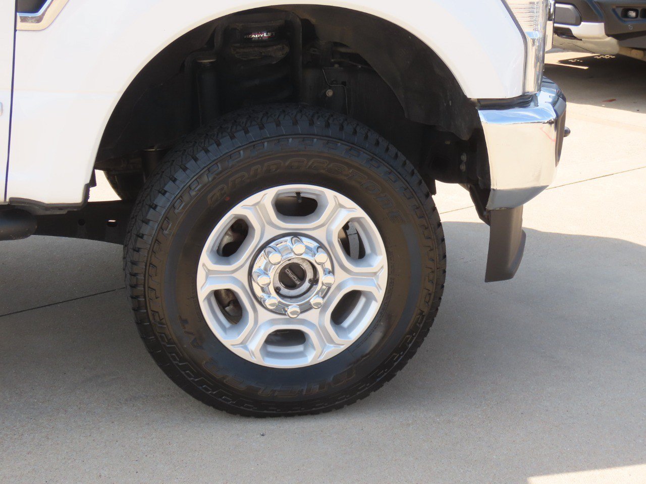 Used 2022 Ford F350 XLT w/ XLT Value Package AWD/4WD image 9