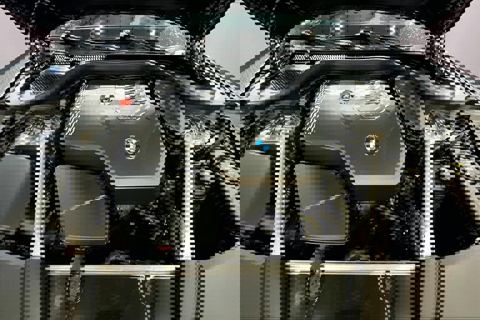 Used 2021 BMW 530i xDrive w/ M Sport Package image 33