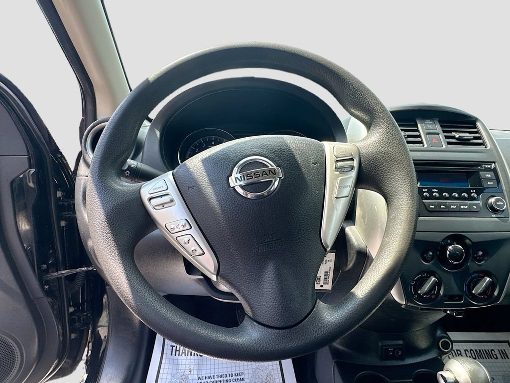 Used 2018 Nissan Versa SV FWD image 11