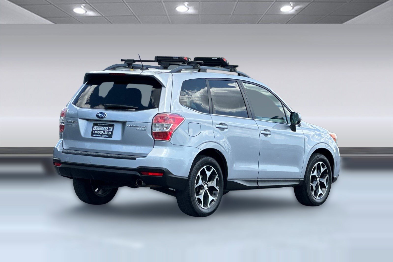 Used 2014 Subaru Forester 2.5i Touring AWD/4WD image 8